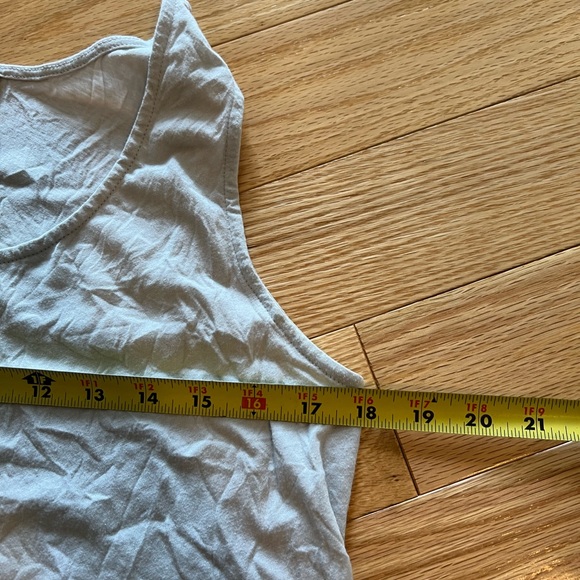 Chalet et Ceci Crinkle Tunic Top - Picture 8 of 8